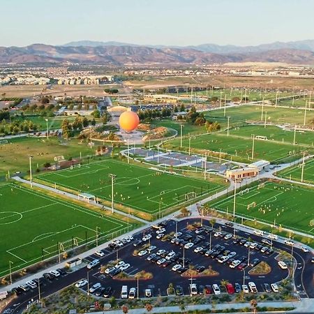 Irvine Upscale 2Br Apt Near Spectrum, Great Park, Uci Apartment Luaran gambar