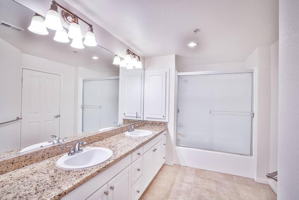 Irvine Upscale 2Br Apt Near Spectrum, Great Park, Uci Apartment Luaran gambar